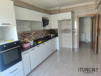SEYDİŞEHİR MERKEZDE, BELEDİYE ARKASI LÜKS 3+1 KİRALIK DAİRE